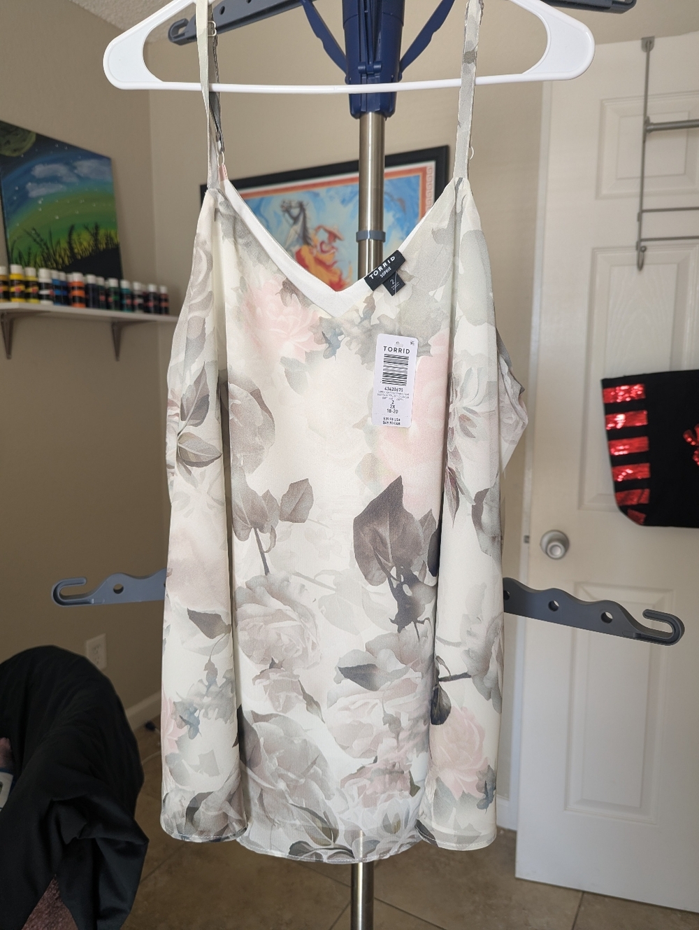 Torrid Floral Cami - Soft Blush & Gray
